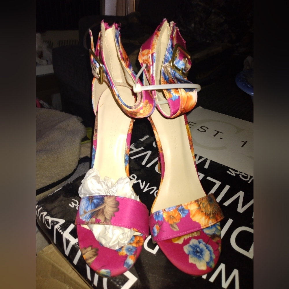 Sexy summer heels